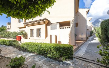Property slide 46