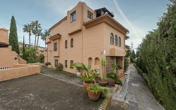 Property slide 40
