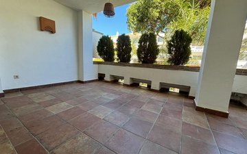 Property slide 10