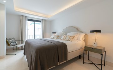 Property slide 20