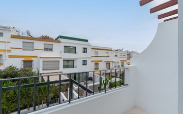 Property slide 31