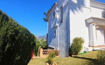 Property slide 20