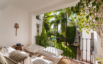 Property slide 10