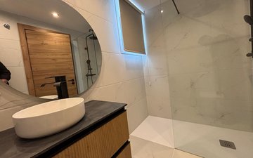 Property slide 21