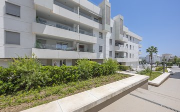 Property slide 17