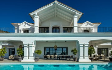 Property slide 44