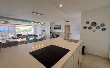Property slide 39