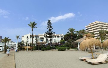 Property slide 18