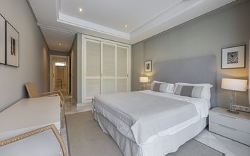 Property slide 25