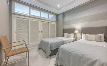 Property slide 20