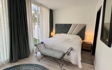 Property slide 14