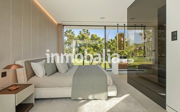 Property slide 25