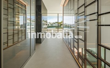Property slide 31