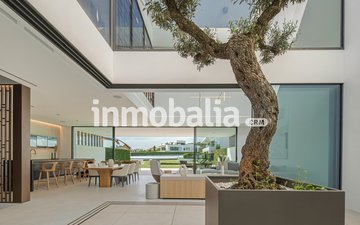 Property slide 18