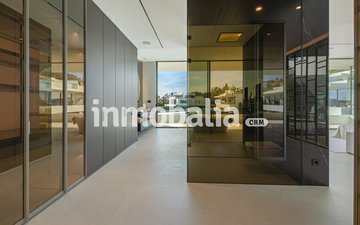 Property slide 40