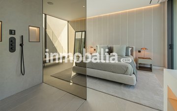 Property slide 30