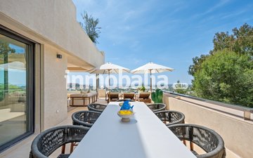 Property slide 10