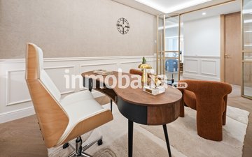 Property slide 32