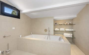 Property slide 15