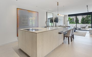 Property slide 44