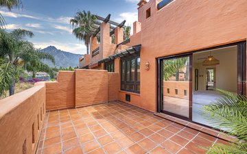 Property slide 25