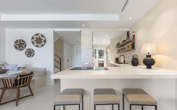 Property slide 14