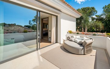 Property slide 52