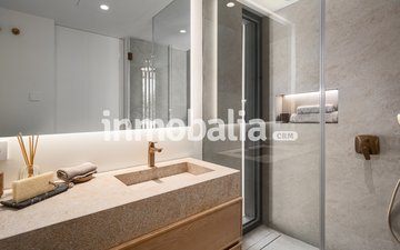 Property slide 16