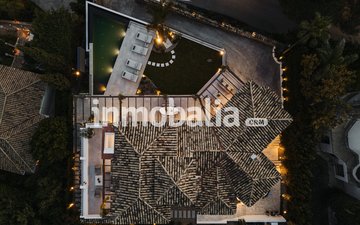 Property slide 44
