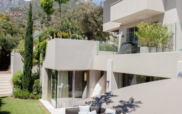 Property slide 19