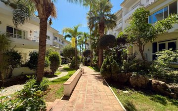 Property slide 10