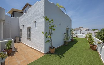 Property slide 51
