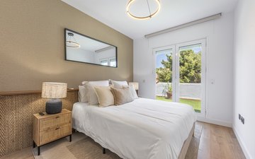 Property slide 21