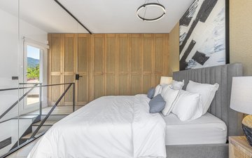 Property slide 25