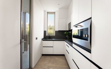 Property slide 20