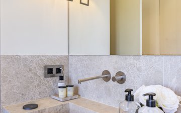 Property slide 40