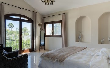 Property slide 17