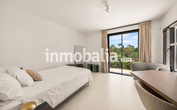Property slide 18