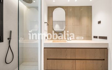 Property slide 20