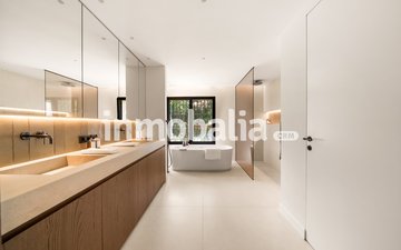 Property slide 14