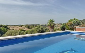 Property slide 9