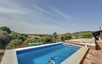 Property slide 32