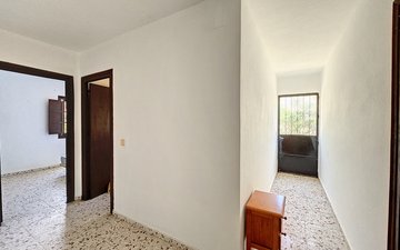 Property slide 17