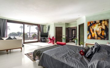 Property slide 14