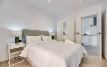 Property slide 21