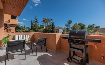 Property slide 10