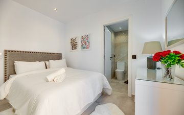 Property slide 17