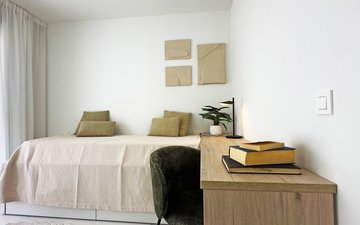 Property slide 17