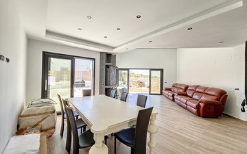 Property slide 4