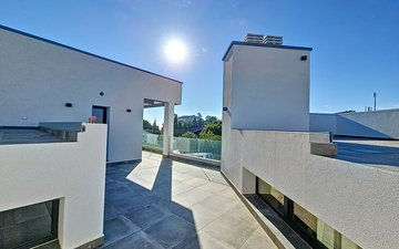 Property slide 14